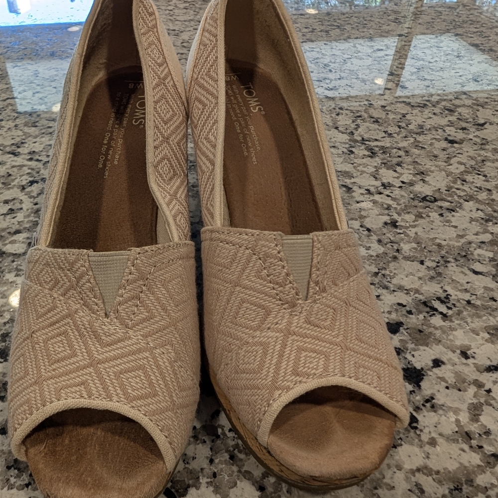 TOMS Women's Beige Peep Toe Wedges